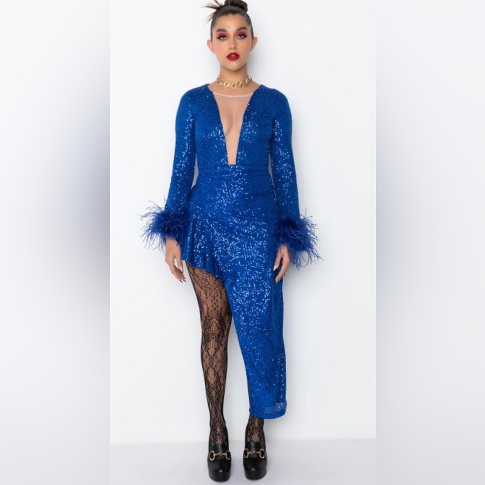 Akira Yours Truly High all Sequin Maxi Dress Size M